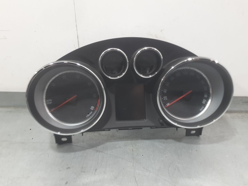 Recambio de cuadro instrumentos para opel insignia a (g09) 2.0 cdti (68) referencia OEM IAM 22956319  