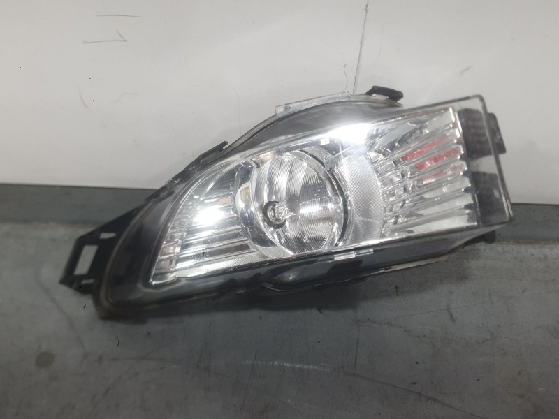 Recambio de faro antiniebla derecho para opel insignia a (g09) 2.0 cdti (68) referencia OEM IAM 13226829  