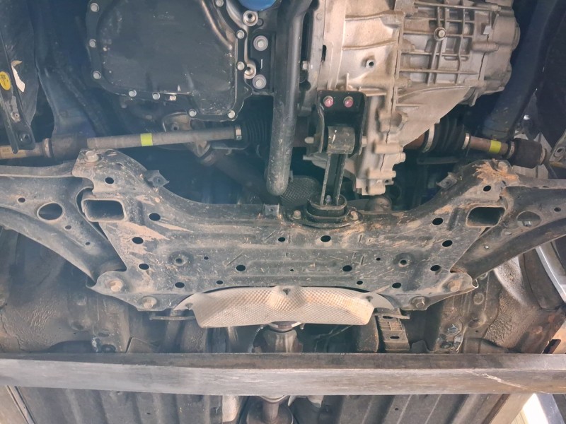 Recambio de puente delantero para hyundai bayon (bc3) 1.0 t-gdi referencia OEM IAM 62400Q0100  