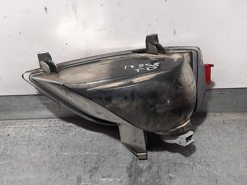 Recambio de piloto trasero derecho paragolpes para dacia sandero stepway referencia OEM IAM 265807801R  