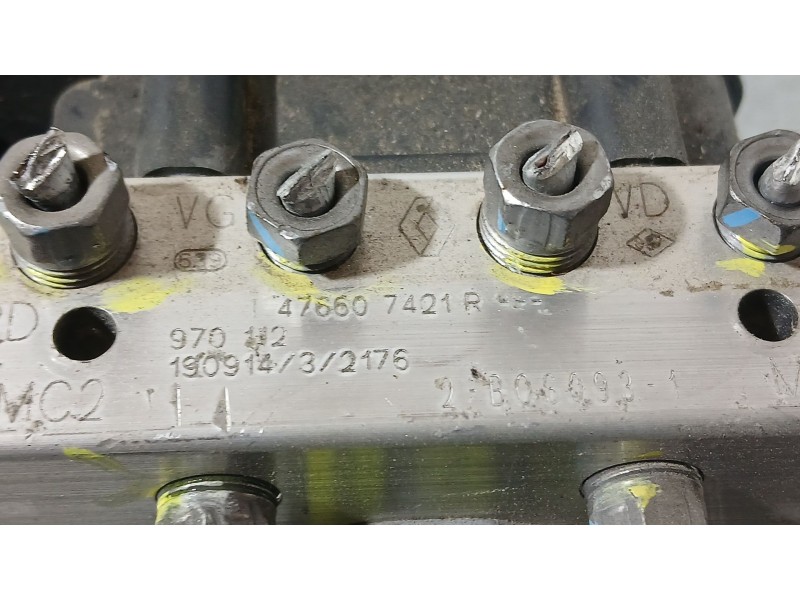 Recambio de abs para renault clio v (b7_) 1.0 tce 100 (b7mt) referencia OEM IAM 476600364R  