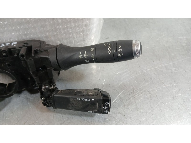 Recambio de mando luces y limpia para renault clio v (b7_) 1.0 tce 100 (b7mt) referencia OEM IAM 255679262R  