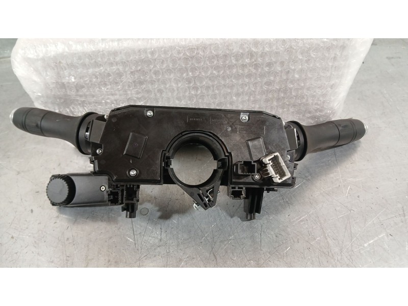 Recambio de mando luces y limpia para renault clio v (b7_) 1.0 tce 100 (b7mt) referencia OEM IAM 255679262R  