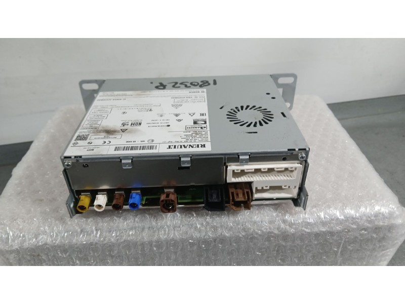 Recambio de sistema audio / radio para renault clio v (b7_) 1.0 tce 100 (b7mt) referencia OEM IAM   