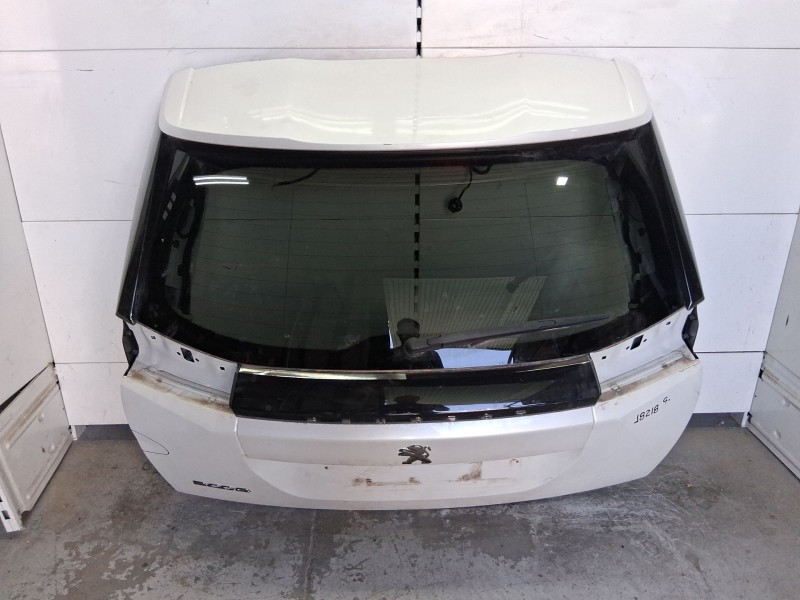 Recambio de porton trasero para peugeot 2008 ii (ud_, us_, uy_, uj_, ur_, uc_) 1.2 puretech 130 referencia OEM IAM 9831045880 TO
