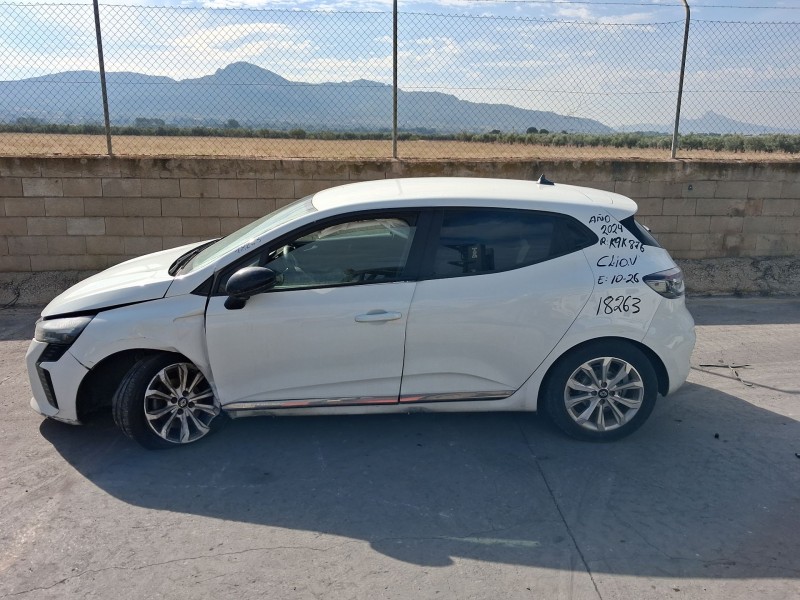 renault clio v (b7_) del año 2024