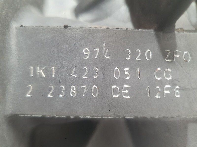Recambio de cremallera direccion para audi a3 sportback (8pa) 1.6 fsi referencia OEM IAM 1K1423055M  