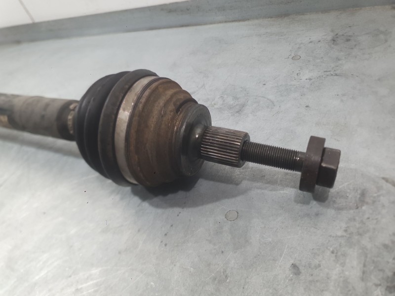Recambio de transmision delantera derecha para audi a3 sportback (8pa) 1.6 fsi referencia OEM IAM 1K0407272MF  