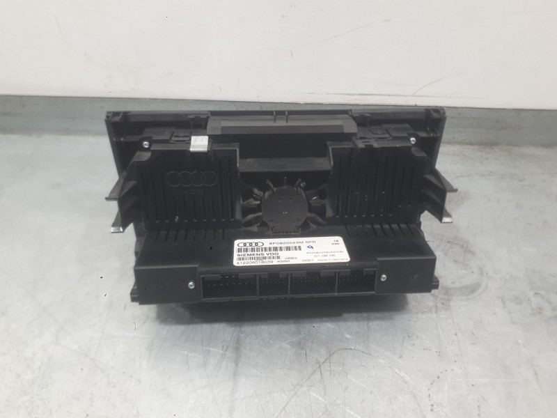 Recambio de mando climatizador para audi a3 sportback (8pa) 1.6 fsi referencia OEM IAM 8P0820043AEFKZ  