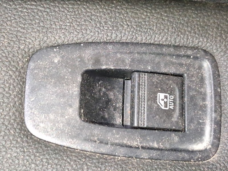 Recambio de mando elevalunas delantero derecho para renault clio v (b7_) 1.5 blue dci 100 (b7ad) referencia OEM IAM 254013877R  