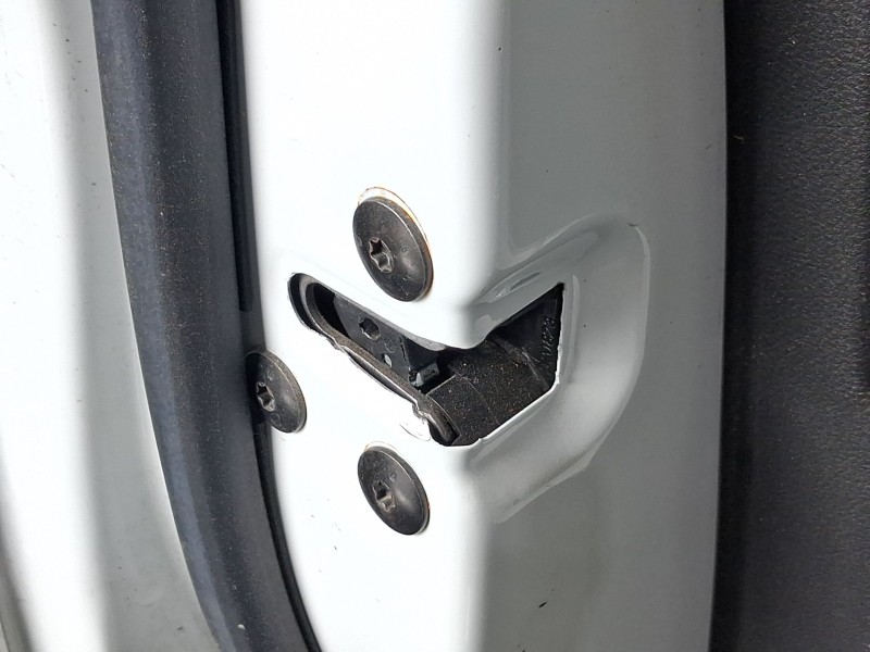 Recambio de cerradura puerta delantera izquierda para renault clio v (b7_) 1.5 blue dci 100 (b7ad) referencia OEM IAM 805032387R
