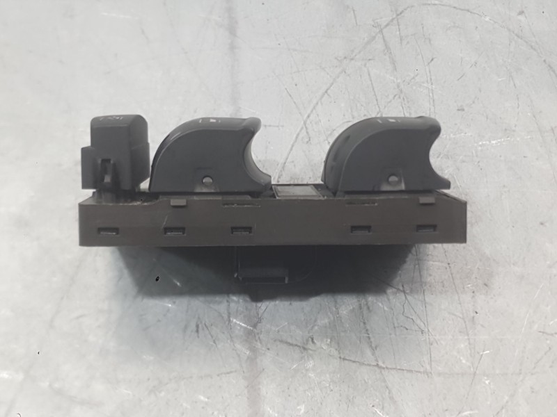 Recambio de mando elevalunas delantero izquierdo para audi a3 sportback (8pa) 1.6 fsi referencia OEM IAM 4F0959851F5PR  