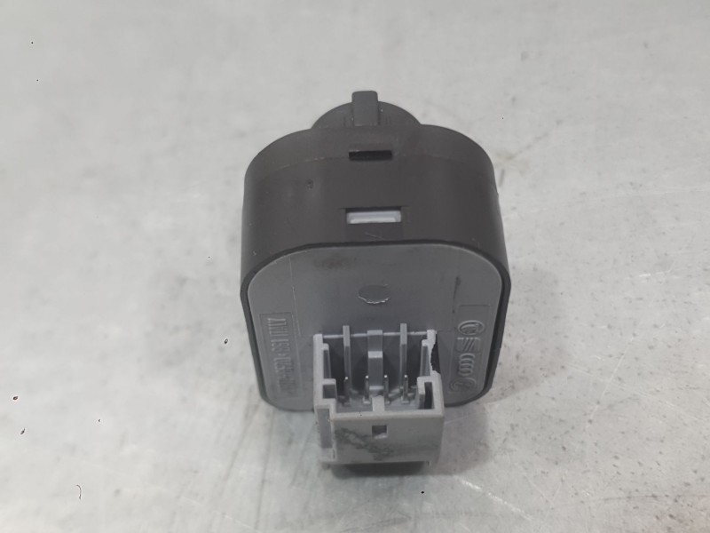Recambio de mando retrovisor para audi a3 sportback (8pa) 1.6 fsi referencia OEM IAM 8E0959565AFKZ  