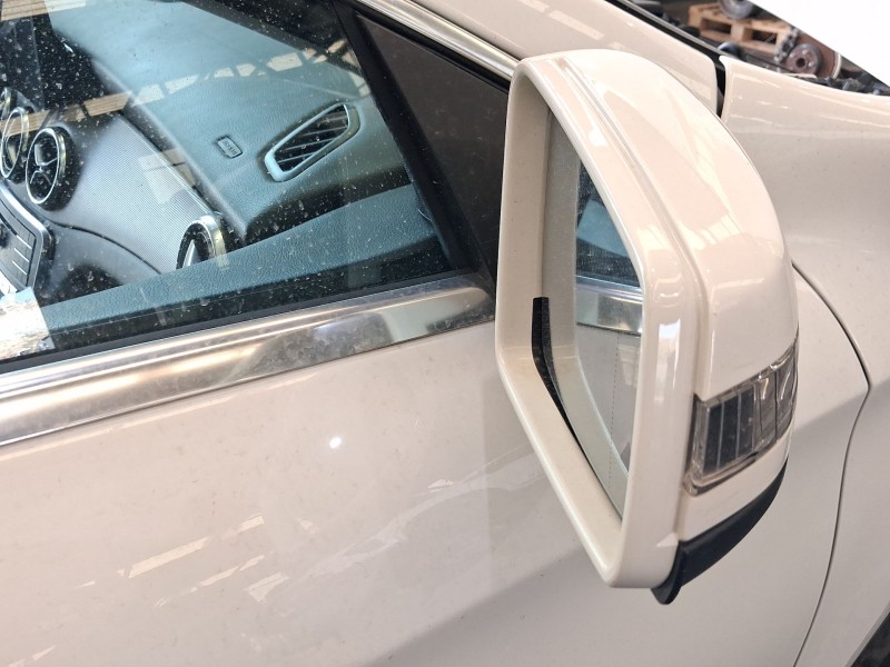 Recambio de retrovisor derecho para mercedes-benz cla shooting brake (x117) cla 200 cdi / d (117.908) referencia OEM IAM A117880