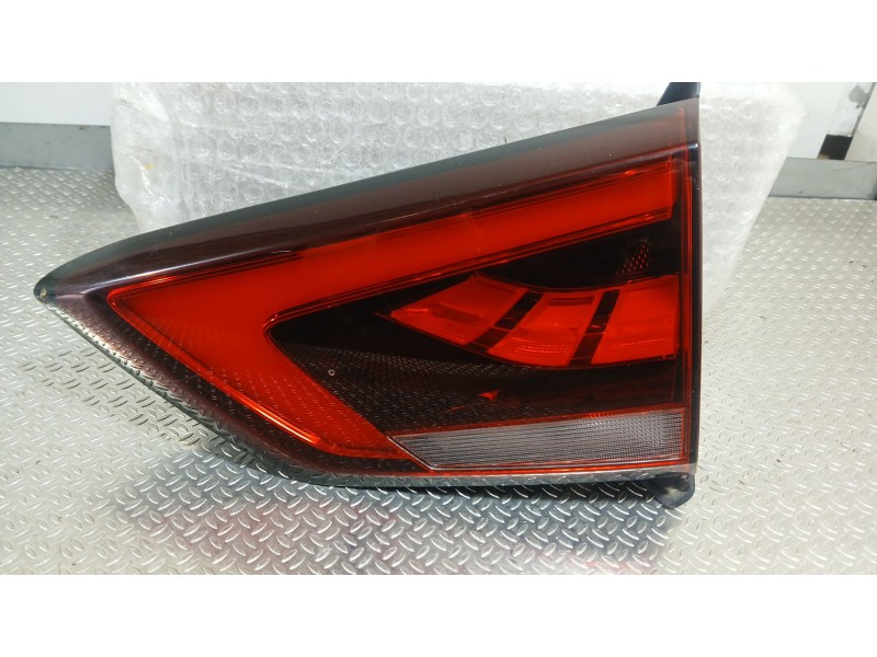 Recambio de piloto trasero derecho interior para mg zs suv (azs1) 1.0 t-gdi referencia OEM IAM 10571684 LED 