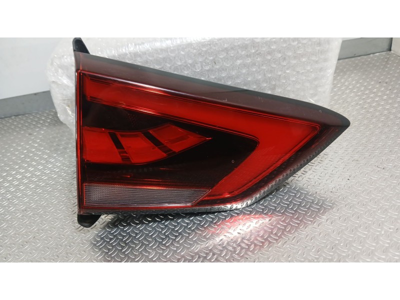 Recambio de piloto trasero izquierdo interior para mg zs suv (azs1) 1.0 t-gdi referencia OEM IAM 10571683 LED 