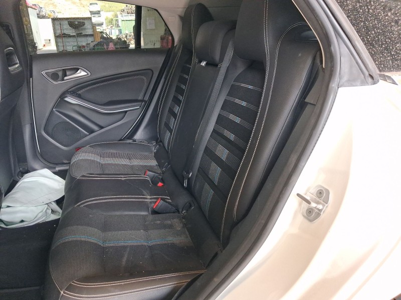 Recambio de asientos traseros para mercedes-benz cla shooting brake (x117) cla 200 cdi / d (117.908) referencia OEM IAM   