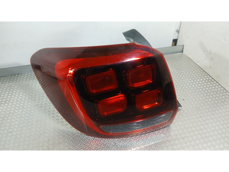 Recambio de piloto trasero izquierdo para dacia sandero ii (b8_) tce 90 lpg (b8m1) referencia OEM IAM 265554938R LED 