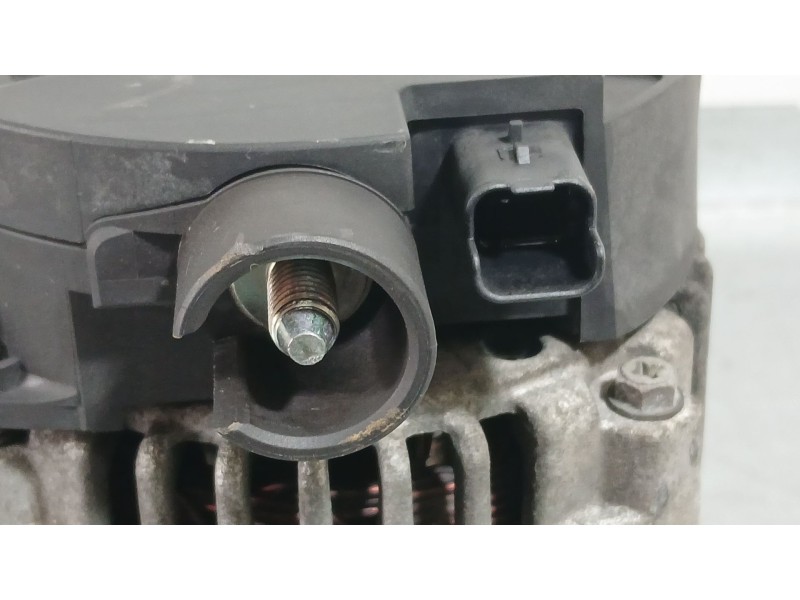 Recambio de alternador para peugeot 208 i (ca_, cc_) 1.2 vti 82 referencia OEM IAM 9806007480  
