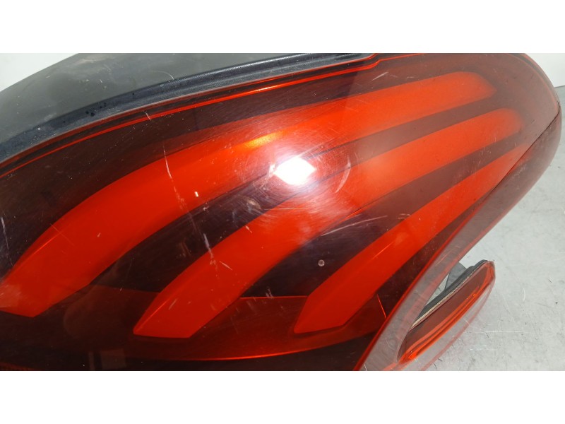 Recambio de piloto trasero derecho para peugeot 208 i (ca_, cc_) 1.2 vti 82 referencia OEM IAM 9825601180  