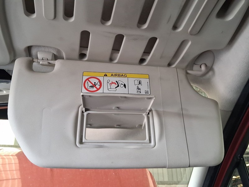 Recambio de parasol derecho para ford tourneo courier b460 monospace 1.0 ecoboost referencia OEM IAM 2673624  