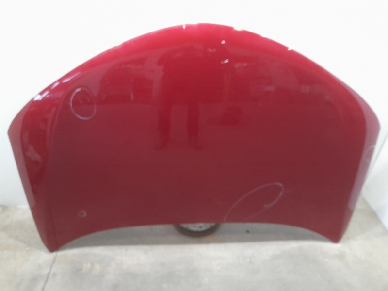 Recambio de capot para toyota rav 4 exclusive referencia OEM IAM 533010R070 TOCADO 