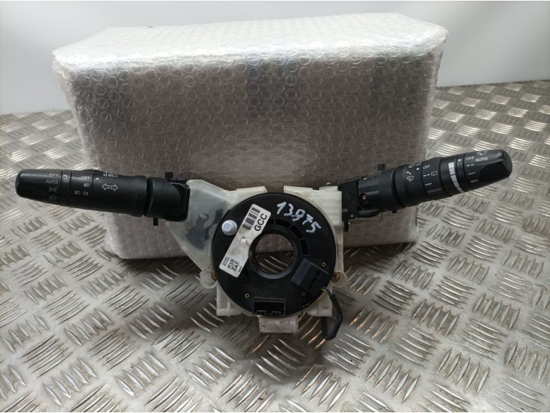 Recambio de mando luces y limpia para nissan micra (k12e) acenta referencia OEM IAM 25560BC60J  