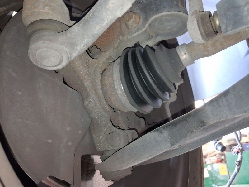 Recambio de mangueta delantera izquierda para ford tourneo courier b460 monospace 1.0 ecoboost referencia OEM IAM 1834241  