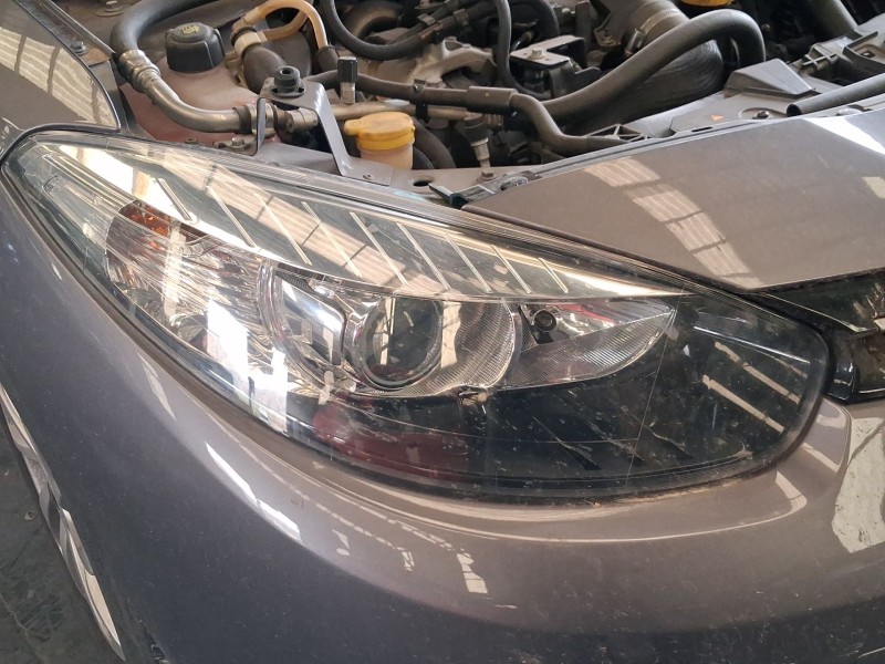 Recambio de faro derecho para renault fluence (l3_) 1.5 dci (l30d, l30l, l306, l33f, l33l, l33m, l33v, l33w) referencia OEM IAM 