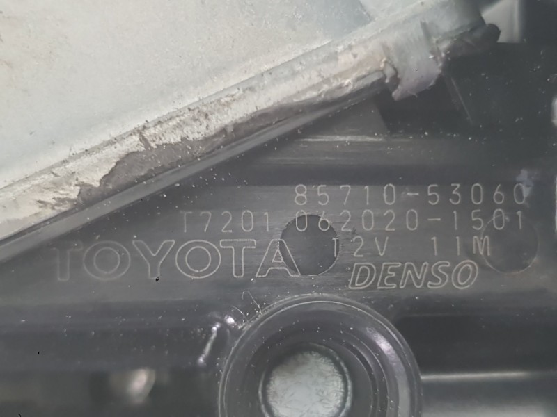 Recambio de elevalunas trasero izquierdo para lexus is ii (_e2_) 200d (ale20_) referencia OEM IAM 8571053060 0620201501 DENSO