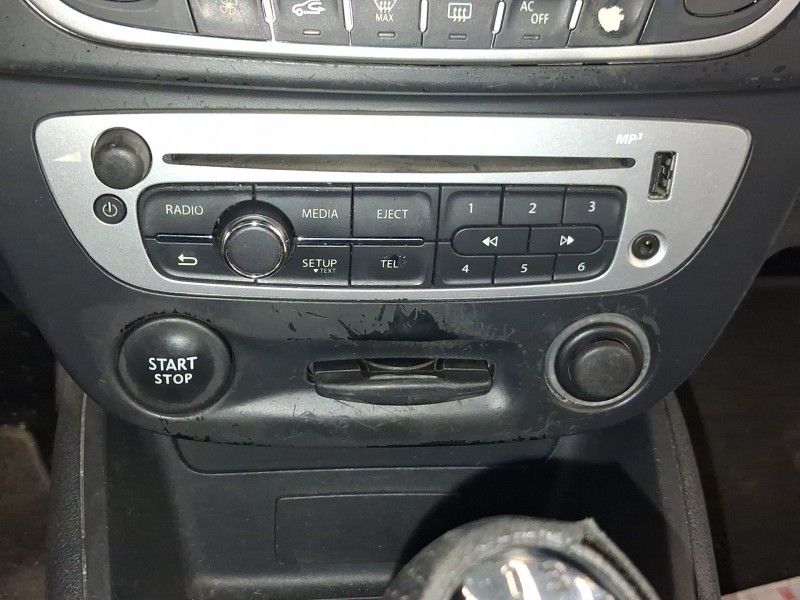 Recambio de sistema audio / radio cd para renault fluence (l3_) 1.5 dci (l30d, l30l, l306, l33f, l33l, l33m, l33v, l33w) referen