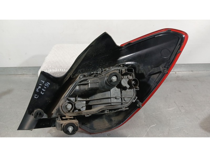 Recambio de piloto trasero izquierdo exterior para opel corsa e (x15) 1.4 turbo (08, 68) referencia OEM IAM 39090647  
