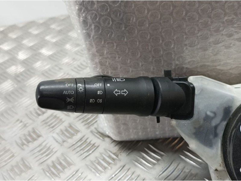 Recambio de mando luces y limpia para nissan micra (k12e) acenta referencia OEM IAM 25560BC60J  
