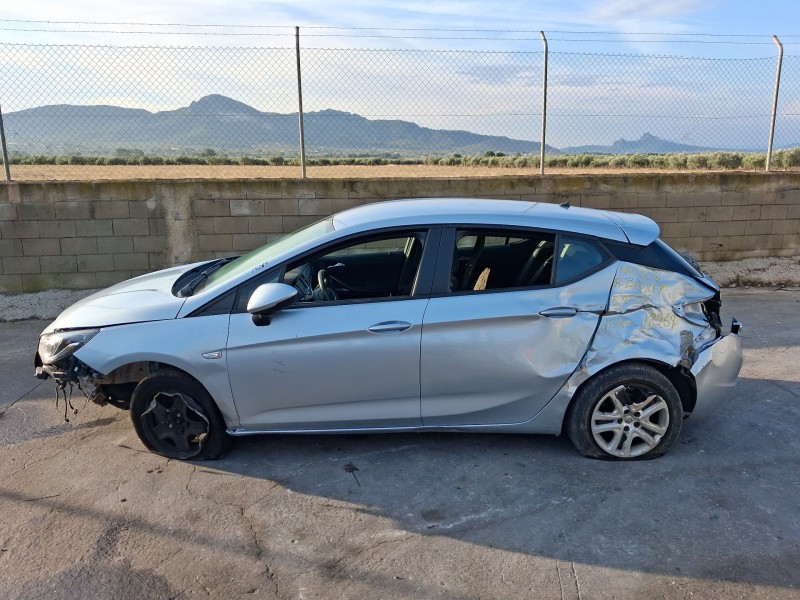 opel astra k (b16) del año 2016