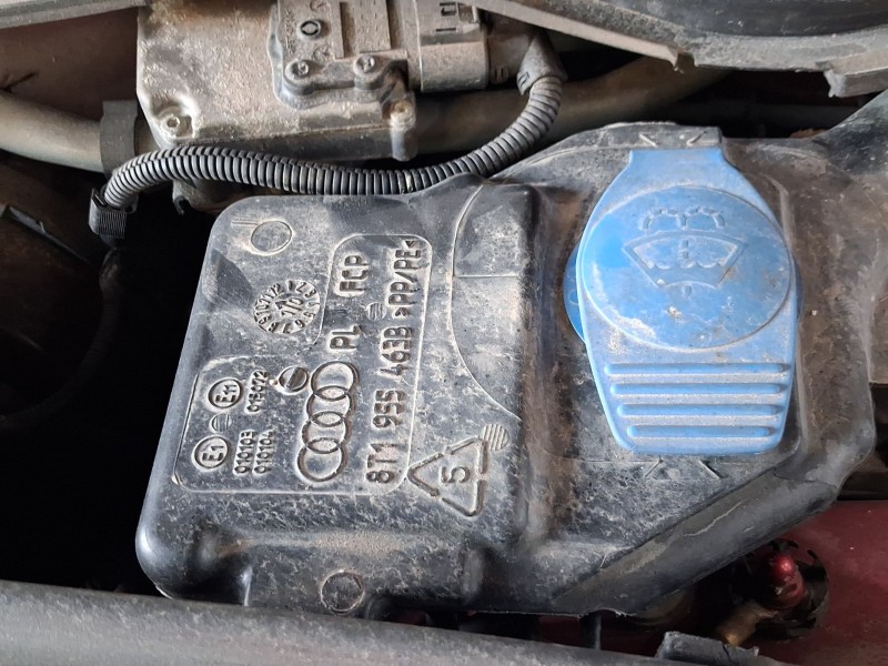 Recambio de deposito limpia para audi a5 sportback (8ta) 2.0 tdi referencia OEM IAM 8T0955453C  