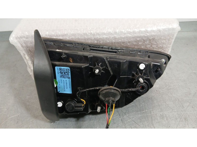 Recambio de piloto trasero derecho interior para mg zs suv (azs1) 1.5 vti referencia OEM IAM 10293794  