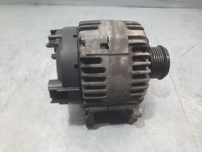 Recambio de alternador para volkswagen golf v (1k1) 2.0 tdi referencia OEM IAM 06F903023FX 06F903023F 