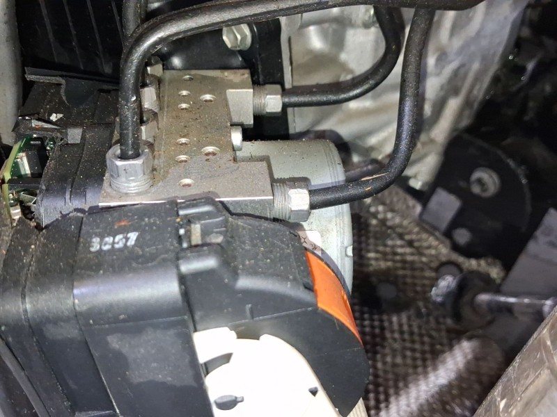 Recambio de abs para peugeot 208 ii (ub_, up_, uw_, uj_) 1.2 puretech 100 referencia OEM IAM 1685570880  