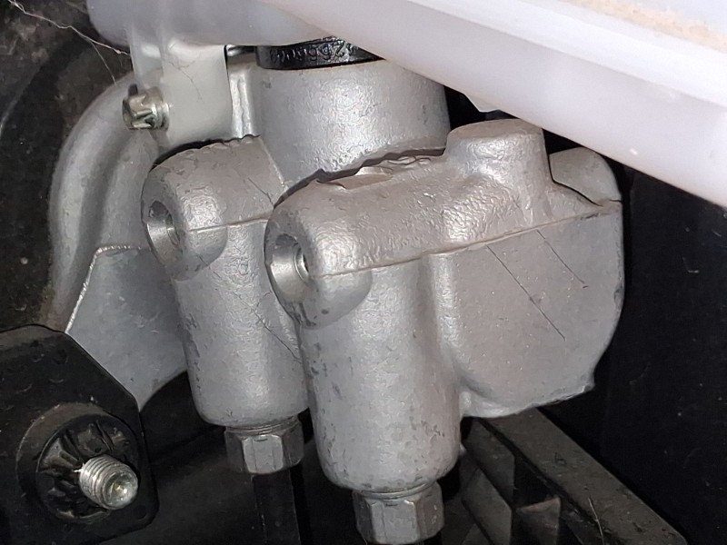Recambio de bomba freno para peugeot 208 ii (ub_, up_, uw_, uj_) 1.2 puretech 100 referencia OEM IAM 1643581380  