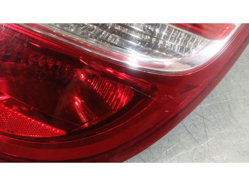 Recambio de piloto trasero derecho para hyundai i30 (fd) 1.4 referencia OEM IAM 924022L010  