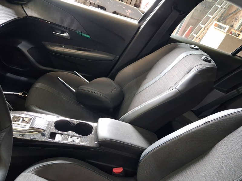 Recambio de asiento delantero derecho para peugeot 208 ii (ub_, up_, uw_, uj_) 1.2 puretech 100 referencia OEM IAM  C/AIRBAG 