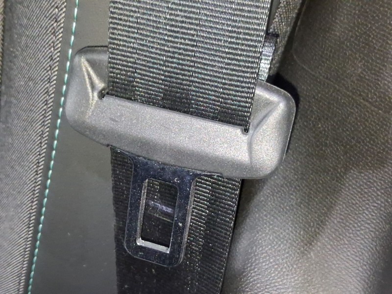Recambio de cinturon seguridad trasero izquierdo para peugeot 208 ii (ub_, up_, uw_, uj_) 1.2 puretech 100 referencia OEM IAM 98
