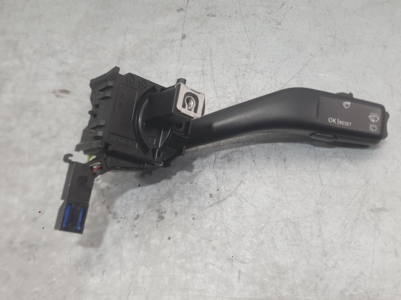 Recambio de mando limpia para volkswagen golf v (1k1) 2.0 tdi referencia OEM IAM   