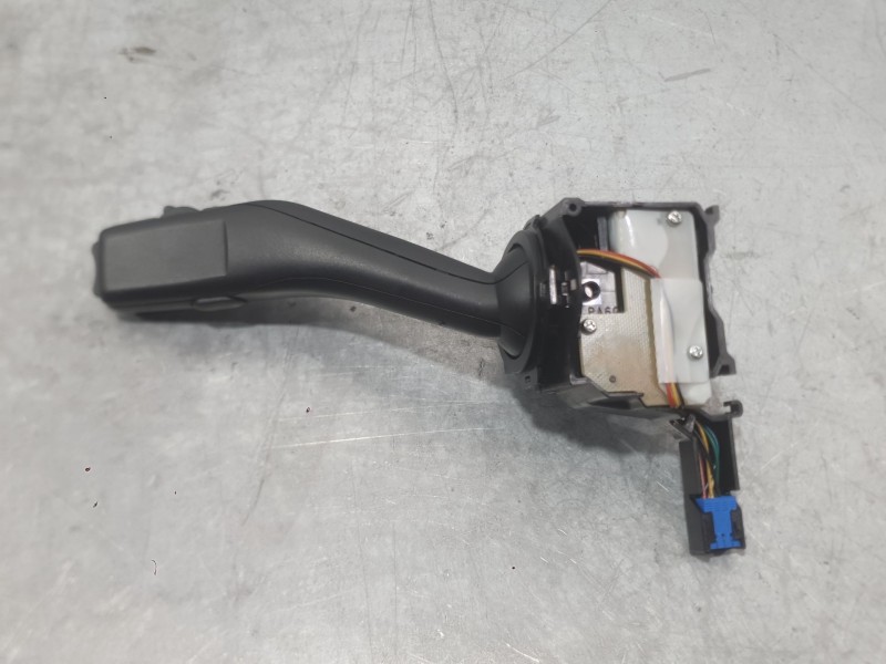 Recambio de mando limpia para volkswagen golf v (1k1) 2.0 tdi referencia OEM IAM   