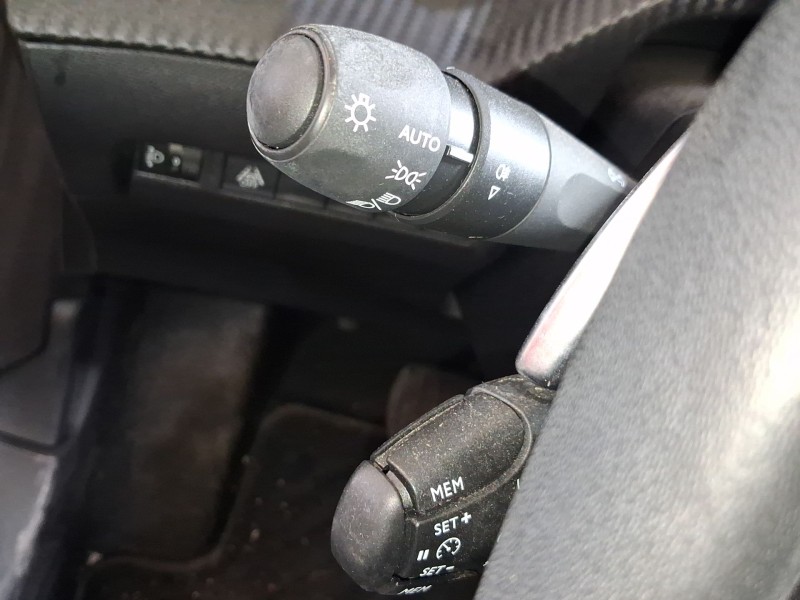 Recambio de mando luces y limpia para peugeot 208 ii (ub_, up_, uw_, uj_) 1.2 puretech 100 referencia OEM IAM 98369174ZD  