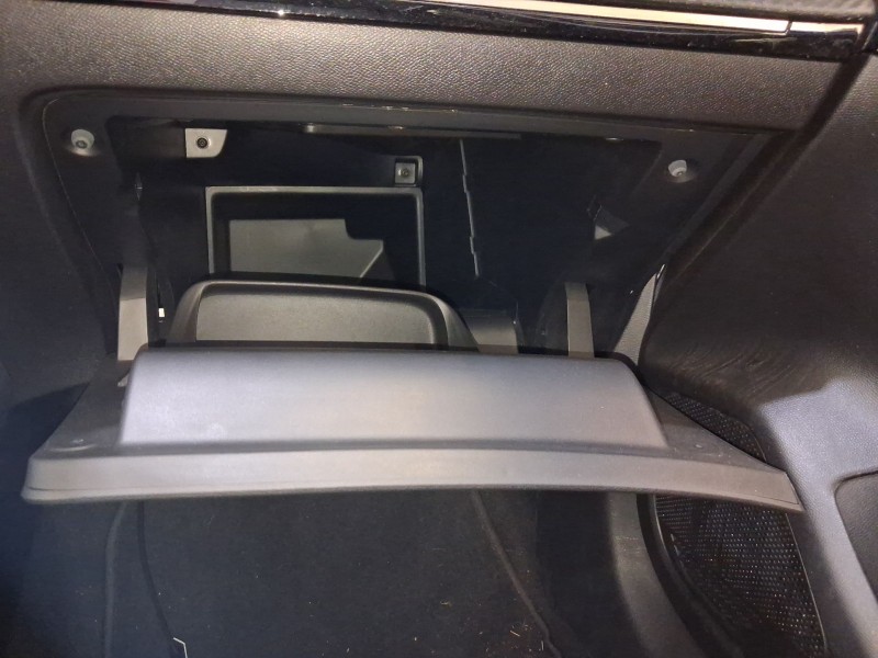 Recambio de guantera para peugeot 208 ii (ub_, up_, uw_, uj_) 1.2 puretech 100 referencia OEM IAM 98268276ZD  