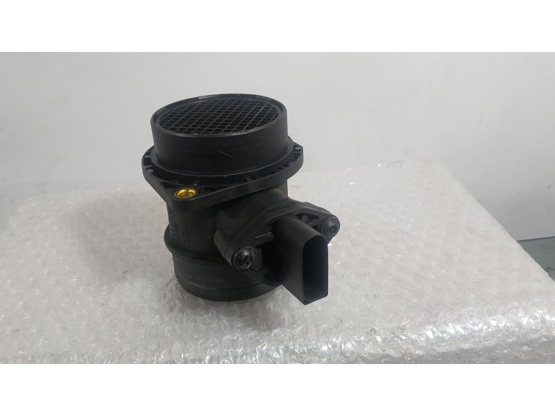 Recambio de caudalimetro para audi a3 (8l1) 1.8 t referencia OEM IAM 06A906473  