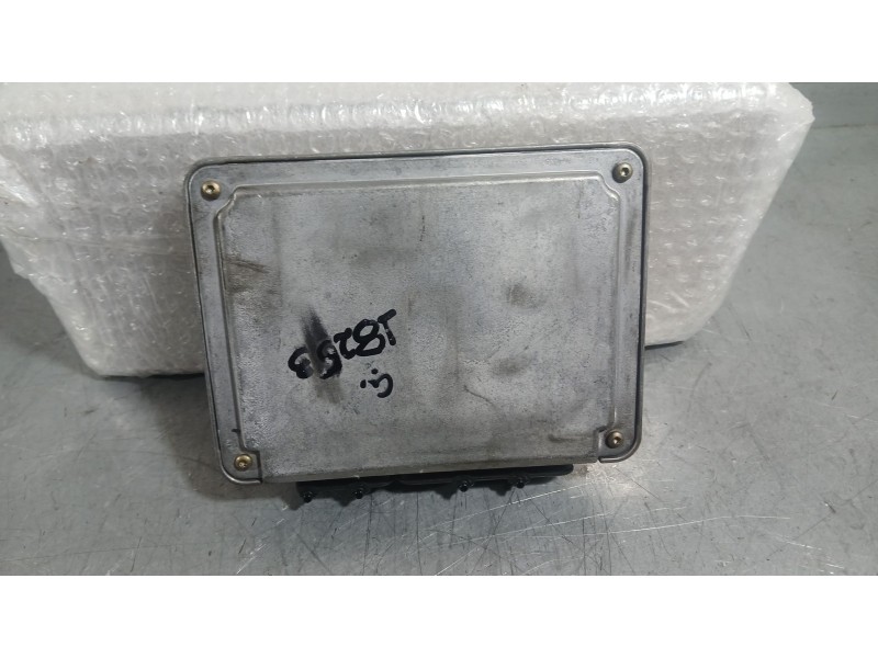 Recambio de centralita motor uce para audi a3 (8l1) 1.8 t referencia OEM IAM 06A997018SX  