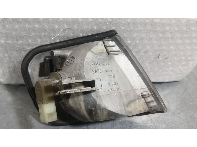 Recambio de piloto delantero izquierdo para audi a3 (8l1) 1.8 t referencia OEM IAM   