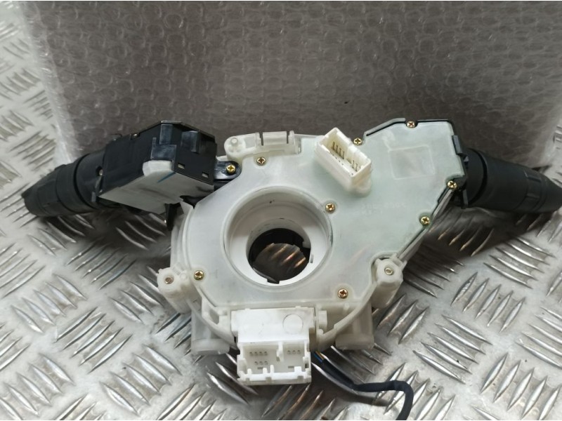 Recambio de mando luces y limpia para nissan micra (k12e) acenta referencia OEM IAM 25560BC60J  